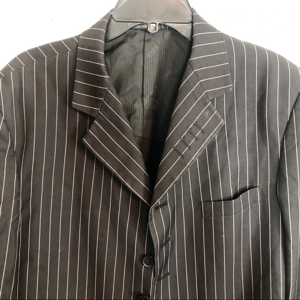 Vittoria St. Angelo Black Pinstripe Men Suit Jacket
